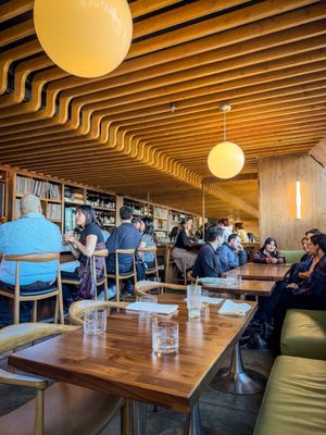 Nómade Tapas and Records by null