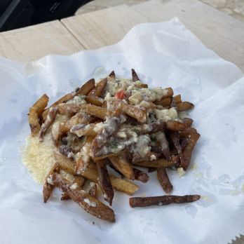 Barefoot Beach Cafe - Garlic Fries - Breakfast & Brunch Near Me - Honolulu, Hawaii