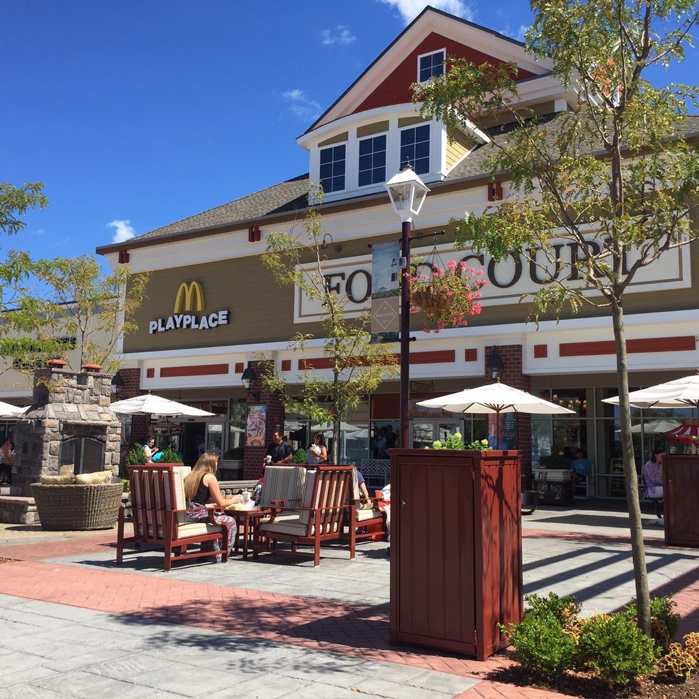 Tanger Outlets Riverhead - Food court in all its glory on a mildly hot summer day - Outlet Stores Near Me - Riverhead, New York Tanger Outlets Riverhead - Food court in all its glory on a mildly hot summer day - Outlet Stores Near Me - Riverhead, New York