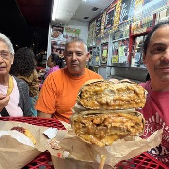 Melo Burger - Chili cheese burger JUN2026 - Burgers Near Me - Inglewood, California Melo Burger - Chili cheese burger JUN2026 - Burgers Near Me - Inglewood, California