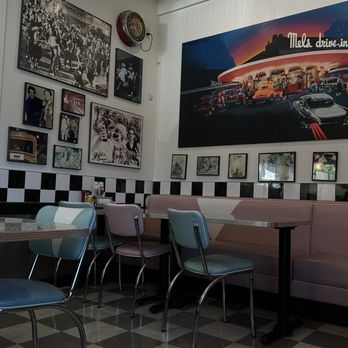 The Original Mels - Inside - American Near Me - Placerville, California The Original Mels - Inside - American Near Me - Placerville, California