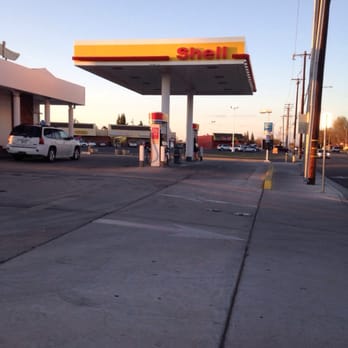 Shell - Outside - Gas Stations Near Me - Sanger, California