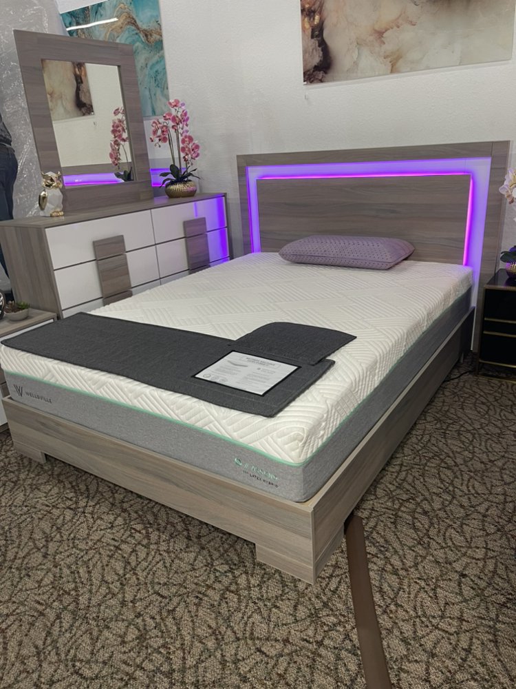 THE MATTRESS TOP 【11 Photos】 8200 W 33rd Ave, Hialeah, Florida