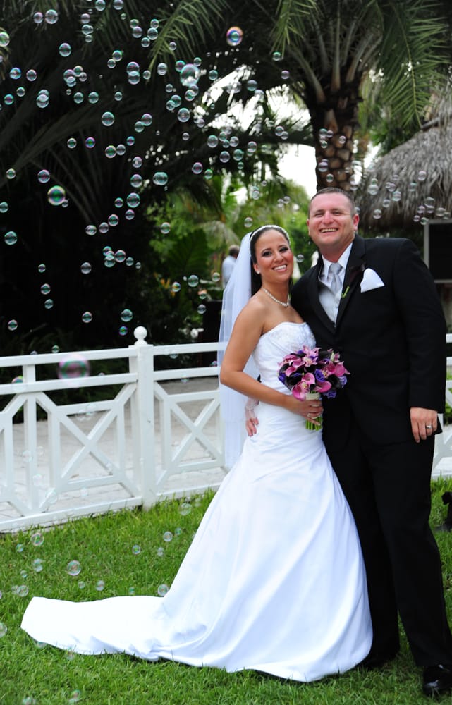 CONFETTI & FOG FX Updated April 2024 63 Photos 1085 W 21st Pl