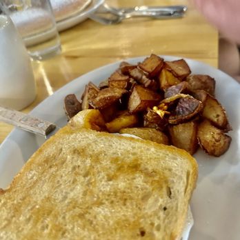 Over Easy - Sour dough fried egg with potatoes - Breakfast & Brunch Near Me - Kailua, Hawaii