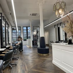 Rainbow Room International - Inside the salon