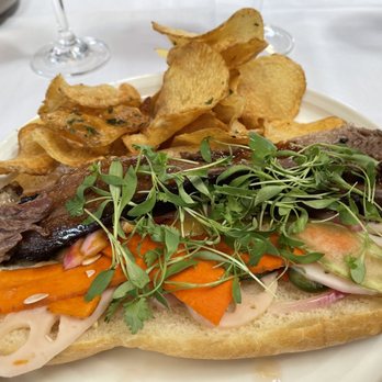 Creekside Grille Restaurant - Brisket Banh Mi - New American Near Me - Temecula, California Creekside Grille Restaurant - Brisket Banh Mi - New American Near Me - Temecula, California