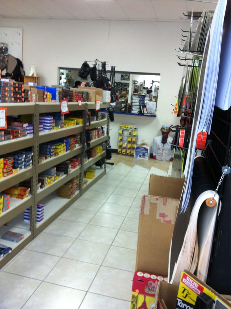 GOOD GUYS GUNS Updated October 2024 23 Reviews 4934 Crater Lake Ave, Medford, Oregon