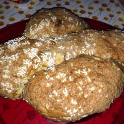 Pane e Tempesta - La colomba di Pane e Tempesta: leggera e soffice, che la rendono gradevolissima al palato. Ottima preparazione complimenti.
