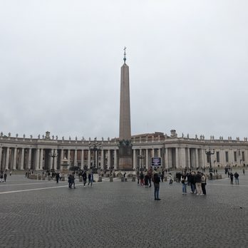 Piazza San Pietro - Piazza San Pietro, Vatican City - Landmarks & Historical Buildings Near Me - Rome, RM Piazza San Pietro - Piazza San Pietro, Vatican City - Landmarks & Historical Buildings Near Me - Rome, RM