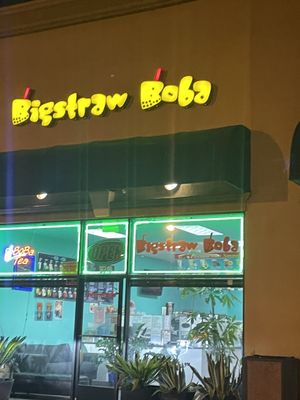 Bigstraw Boba by null