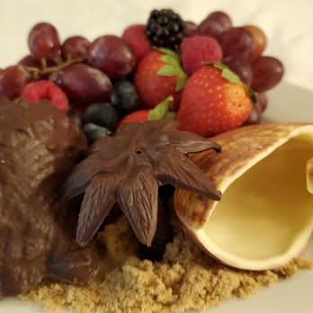 Bahia Resort Hotel - Delicious dessert delivered to our room. - San Diego, CA