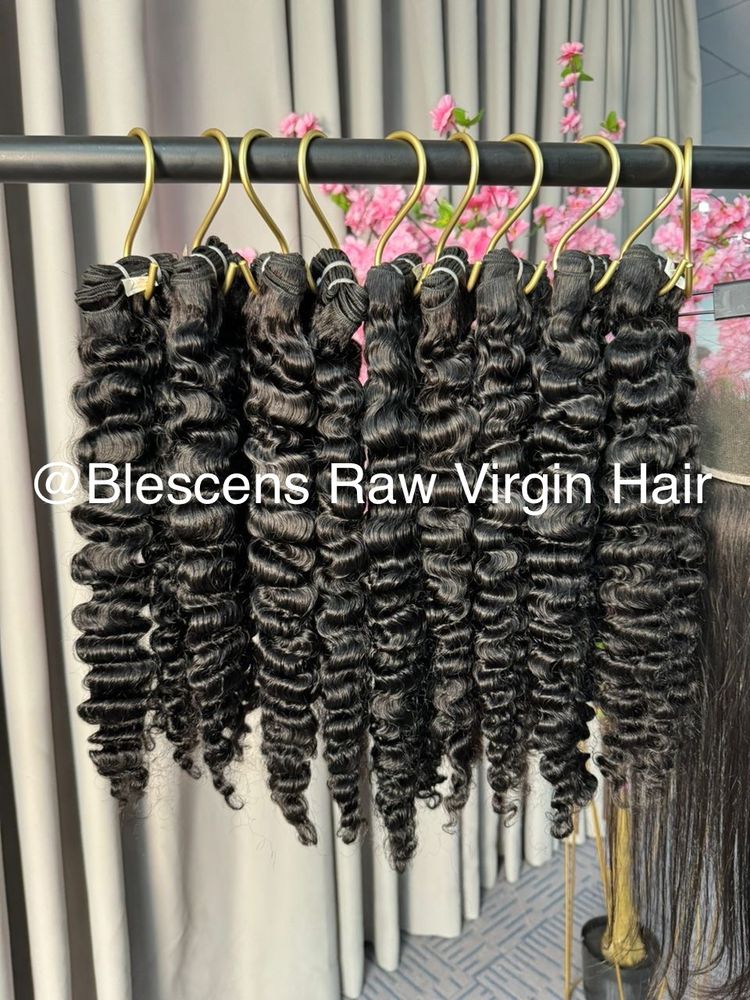 Blescen’s Cosmetic Logo