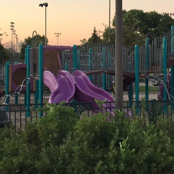 Richard Walton Memorial Park - Playground - Parks Near Me - Oakdale, Minnesota Richard Walton Memorial Park - Playground - Parks Near Me - Oakdale, Minnesota