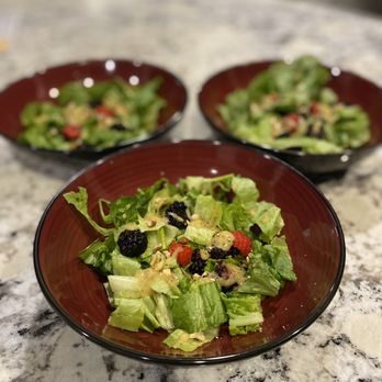 Kimvers - Nut berry salad with peanut vinaigrette dressing - Personal Chefs Near Me Kimvers - Nut berry salad with peanut vinaigrette dressing - Personal Chefs Near Me