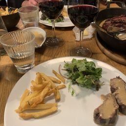 Chateaubriand & Frites with Brandied Peppercorn Sauce Chateaubriand & Frites with Brandied Peppercorn Sauce