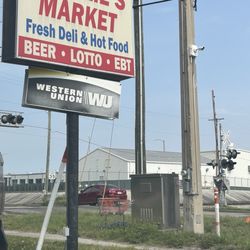 Charlie's Market