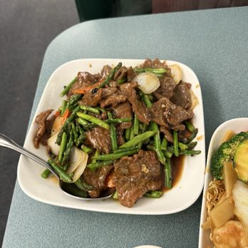 Loomis Chinese Restaurant - Beef with asparagus - Chinese Near Me - Loomis, California Loomis Chinese Restaurant - Beef with asparagus - Chinese Near Me - Loomis, California