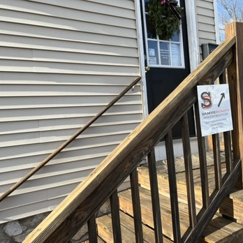 Samys Beauty - Samys Beauty back location entrance - Skin Care Near Me - West Boylston, Massachusetts Samys Beauty - Samys Beauty back location entrance - Skin Care Near Me - West Boylston, Massachusetts