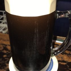 The Unicorne Inn - Lecker Guinness zu einem fairen Preis hier im Unicorne in Landshut.