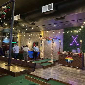 Big Mini Putt Club - Mini Golf Near Me - Chicago, Illinois Big Mini Putt Club - Mini Golf Near Me - Chicago, Illinois
