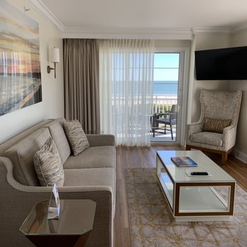 La Mer Beachfront Resort - Hotels Near Me - Cape May, New Jersey La Mer Beachfront Resort - Hotels Near Me - Cape May, New Jersey