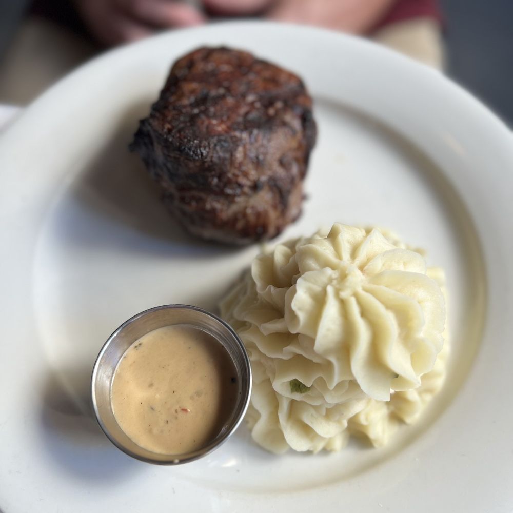 Rosie O'Grady's - 12 oz filet mignon - Irish Near Me - New York, New York