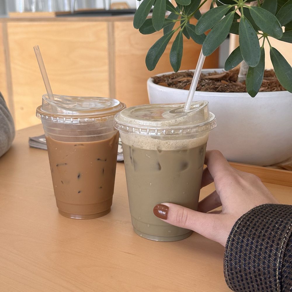 Sesame Dinette - Iced coffee & iced hojicha - Vietnamese Near Me - Long Beach, California Sesame Dinette - Iced coffee & iced hojicha - Vietnamese Near Me - Long Beach, California