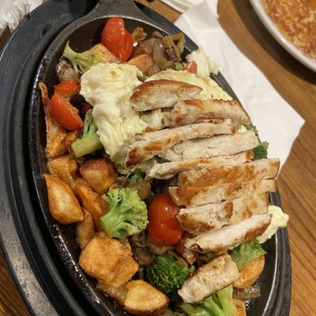 Denny's - Fit Fare Veggie Sizzlin Skillet - Diners Near Me - Palm Springs, Florida