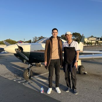 Skyward Air Pilot Academy - Flight Instruction Near Me - Santa Monica, California Skyward Air Pilot Academy - Flight Instruction Near Me - Santa Monica, California