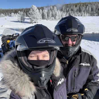 Scenic Safaris - Cold people - Tours Near Me - Jackson, Wyoming Scenic Safaris - Cold people - Tours Near Me - Jackson, Wyoming