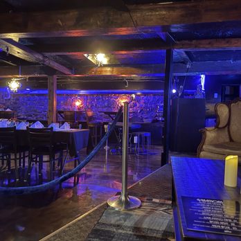 Flying X Speakeasy Lounge & Restaurant