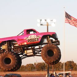 Stockton Dirt Track - Inexpensive Exciting Family Entertainment for All Ages!