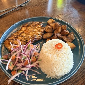 Bravo Peruvian Cuisine - Chicken with anticucho sauce - Peruvian Near Me - Wilton Manors, Florida Bravo Peruvian Cuisine - Chicken with anticucho sauce - Peruvian Near Me - Wilton Manors, Florida