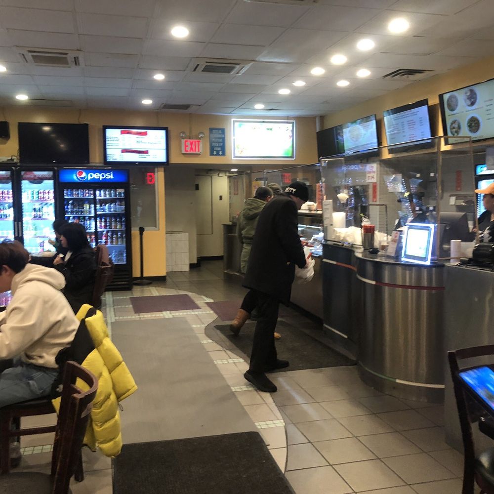 Yip's - Inside - Chinese Near Me - New York, New York Yip's - Inside - Chinese Near Me - New York, New York