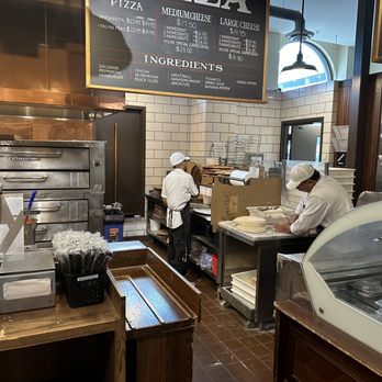Cossetta Alimentari - Italian Near Me - Saint Paul, Minnesota