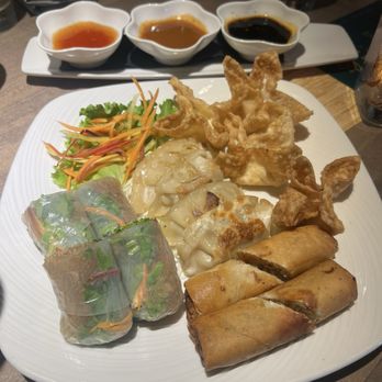 Bamboo Penny's - Sampler platter - Thai Near Me - Leawood, Kansas Bamboo Penny's - Sampler platter - Thai Near Me - Leawood, Kansas