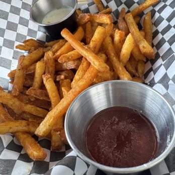Chick & Hawk - Duckfat spicy fries - Cocktail Bars Near Me - Encinitas, California