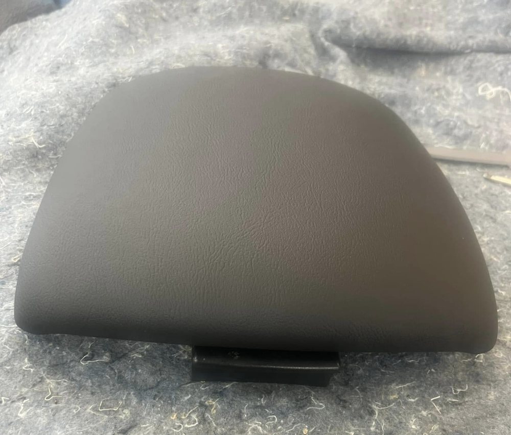 Cifuentes Upholstery - upholstery in Providence, RI