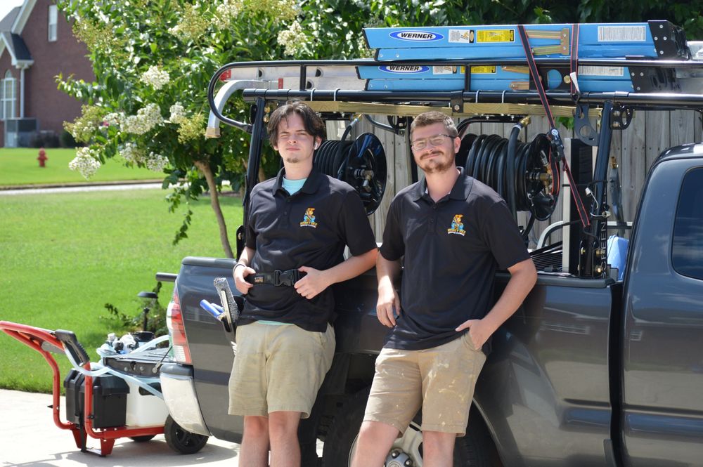 HONEYBEE WINDOW CLEANING Updated July 2024 Request a Quote Muscle