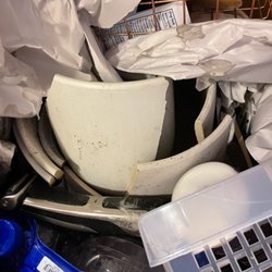 Cross Country Movers - Broken vases
