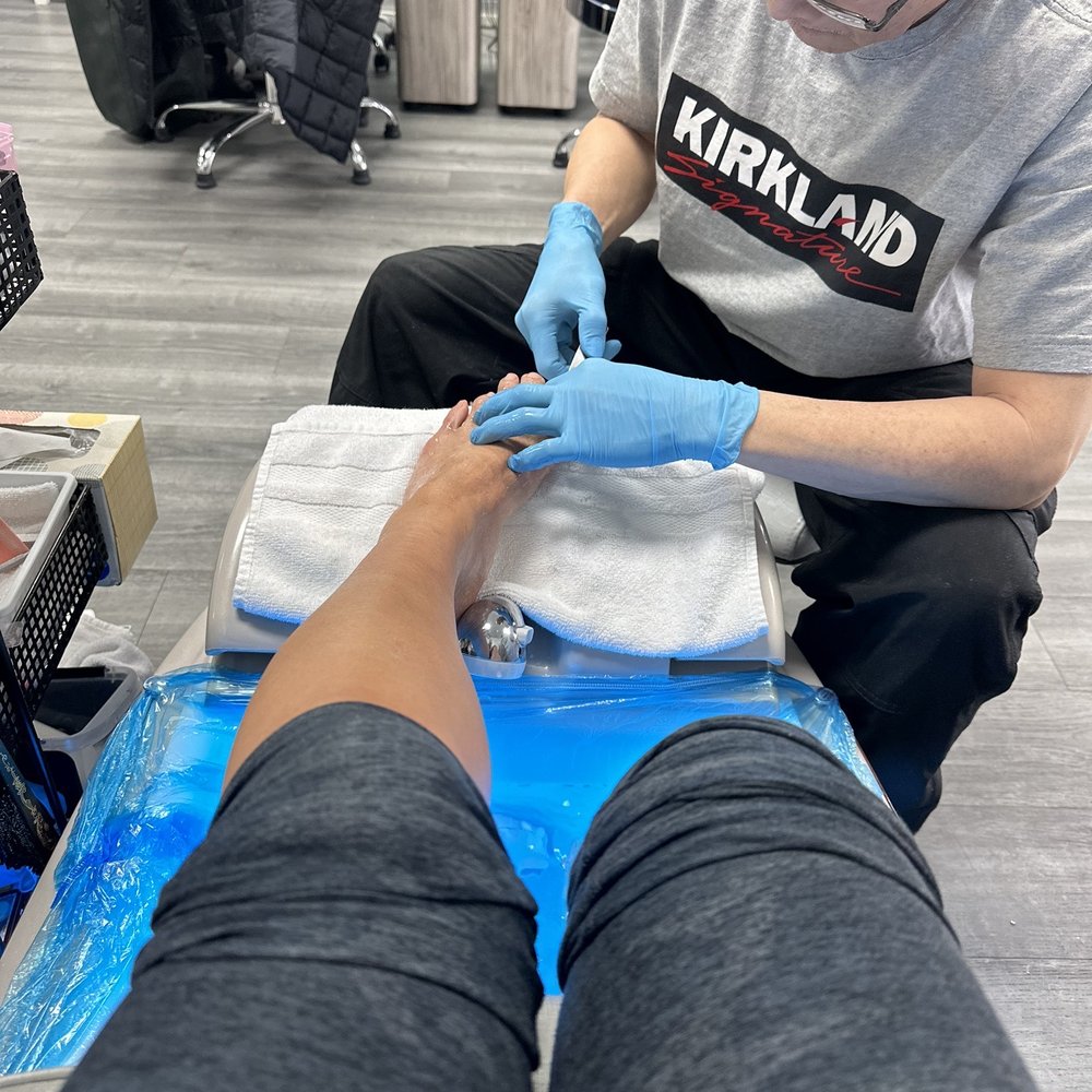 Pedi in progress. Pedi in progress.
