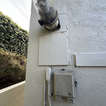 N&S Electrical Service - 125 amp old panel - Electricians Near Me - Torrance , California N&S Electrical Service - 125 amp old panel - Electricians Near Me - Torrance , California