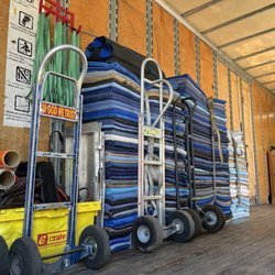New Life Relocation - Clean truck ready to go.