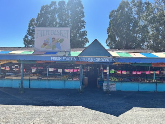 Sonoma Valley Fruit Basket by null