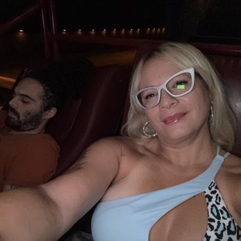 Lee Vista EPIC XL - Getting ready to watch Beetle Juice!! - Cinema Near Me - Orlando, Florida Lee Vista EPIC XL - Getting ready to watch Beetle Juice!! - Cinema Near Me - Orlando, Florida