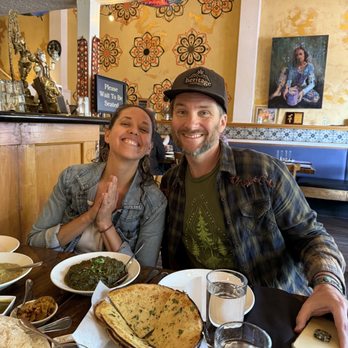 Maruti Indian Restaurant - Palak paneer (saag)  Gluten free Garlic Naan - Vegetarian Near Me - Portland, Oregon