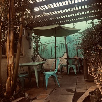 Cafe Crepes - Outside seating - Cafes Near Me - Bakersfield, California