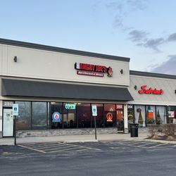 Hangry Joe’s - Outside