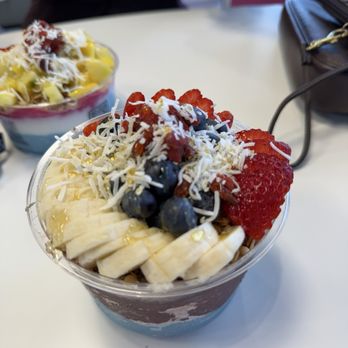 TRU Bowl - Acai Bowls Near Me - Mount Prospect, Illinois